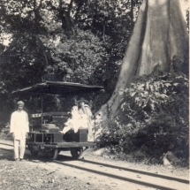 19250900 Turen - de railauto naar Malang 01