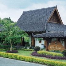 19981013 Borobodur 01 hotel Manohara (1)