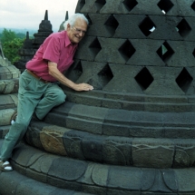 19981015 Borobudur 01 (3) Ties