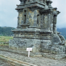 19981016 Dieng plateau 01 5 candi s 01 (4)